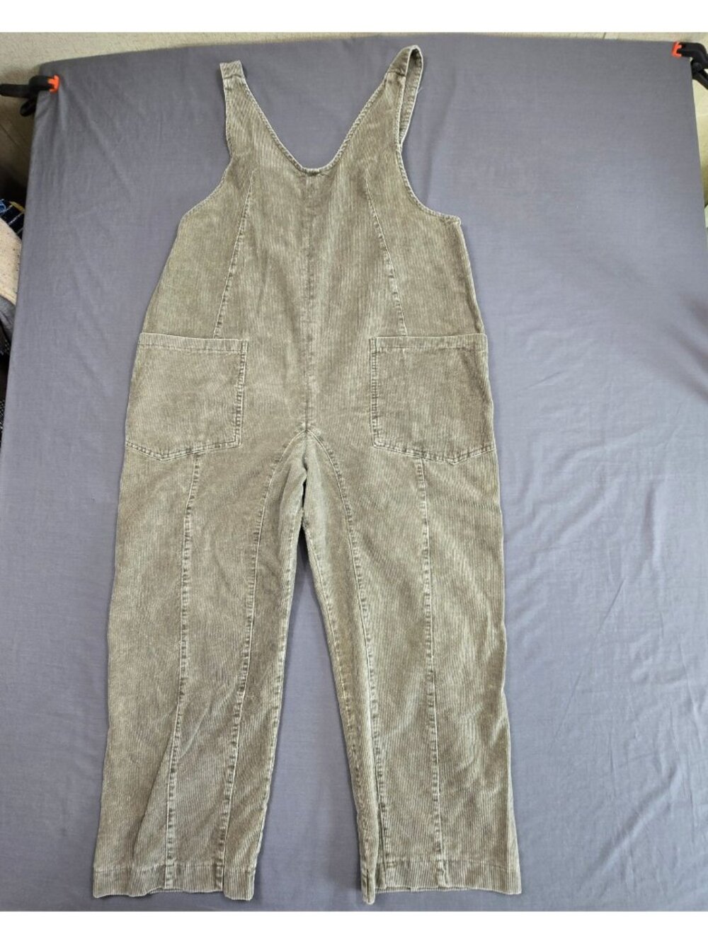 Hem & Thread Medium Overalls Olive Green Corduroy Boho Jumpsuit Overalls